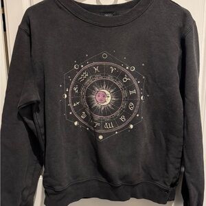 Forever 21 Black Zodiac Graphic Sweater